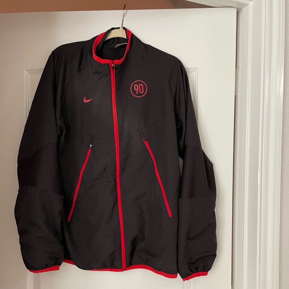 Nike windbreaker jacket